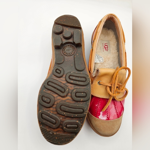 🦆UGG Australia🦆Women's Red and Tan Rain Duck Shoes - Picture 3 of 7